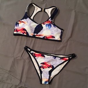 Cupshe Don’t Parrott Me Bikini Set Medium